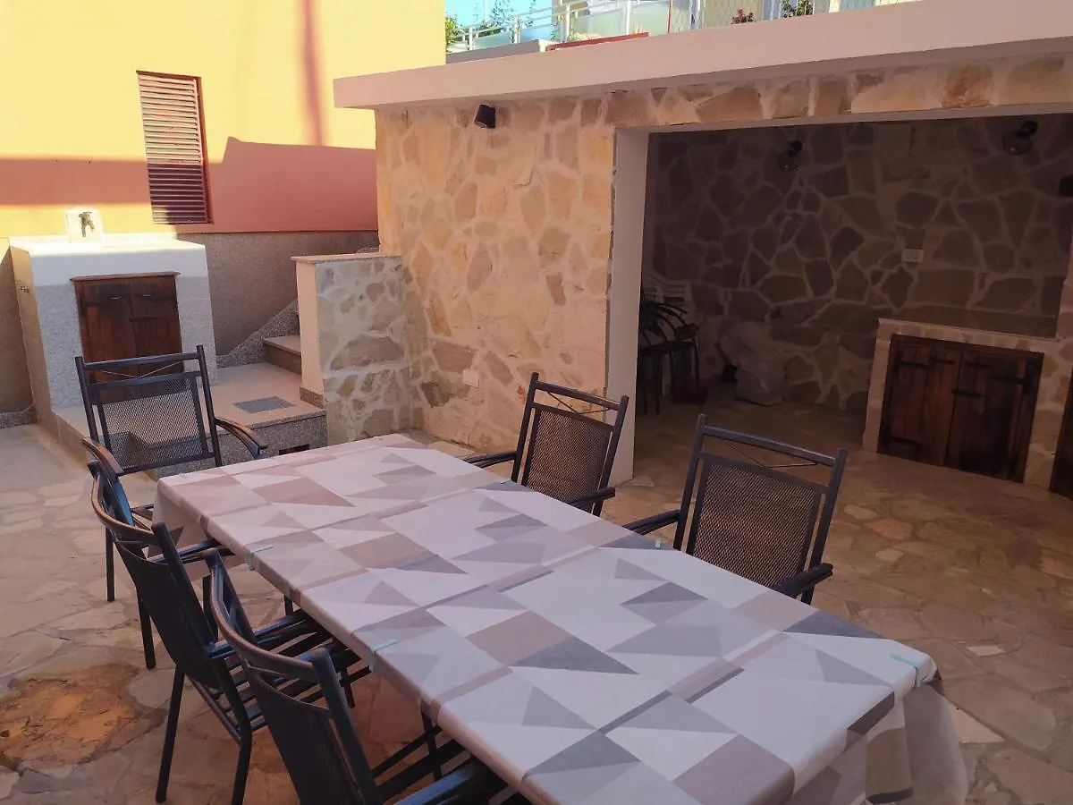 Deluxe Apartment Nika Kastela