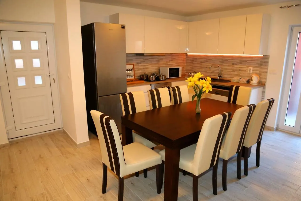 Deluxe Apartment Nika Kastela