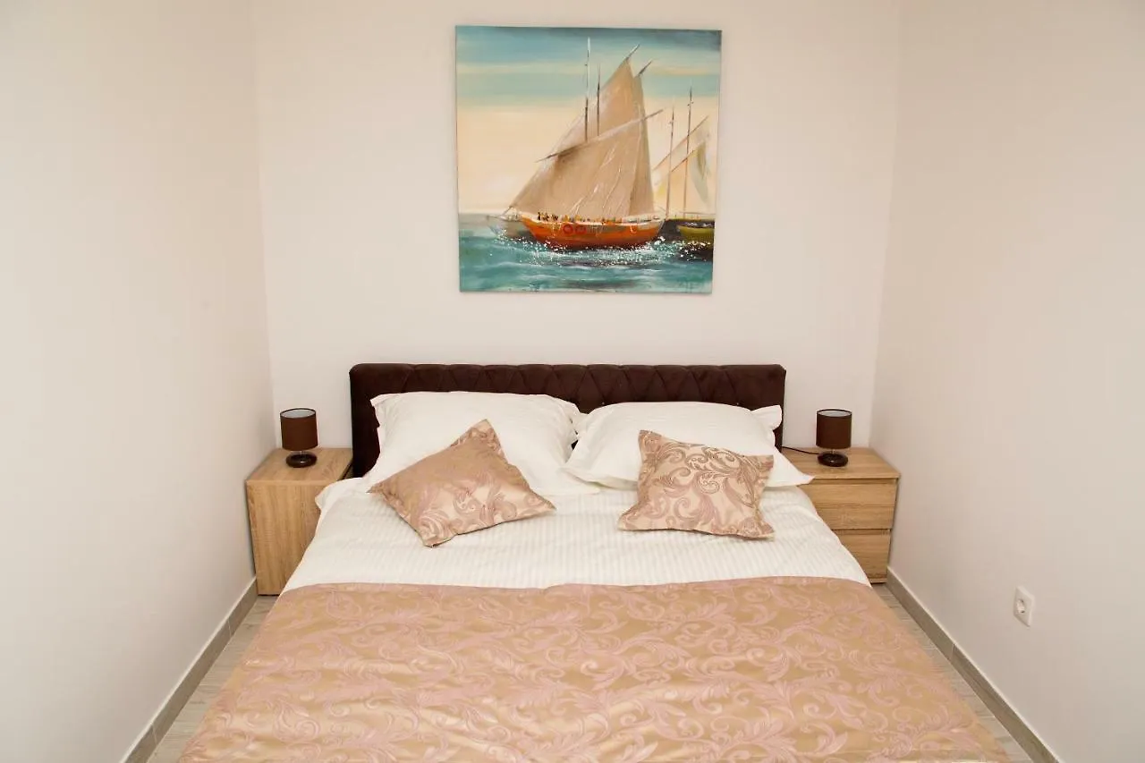 Deluxe Apartment Nika Kastela