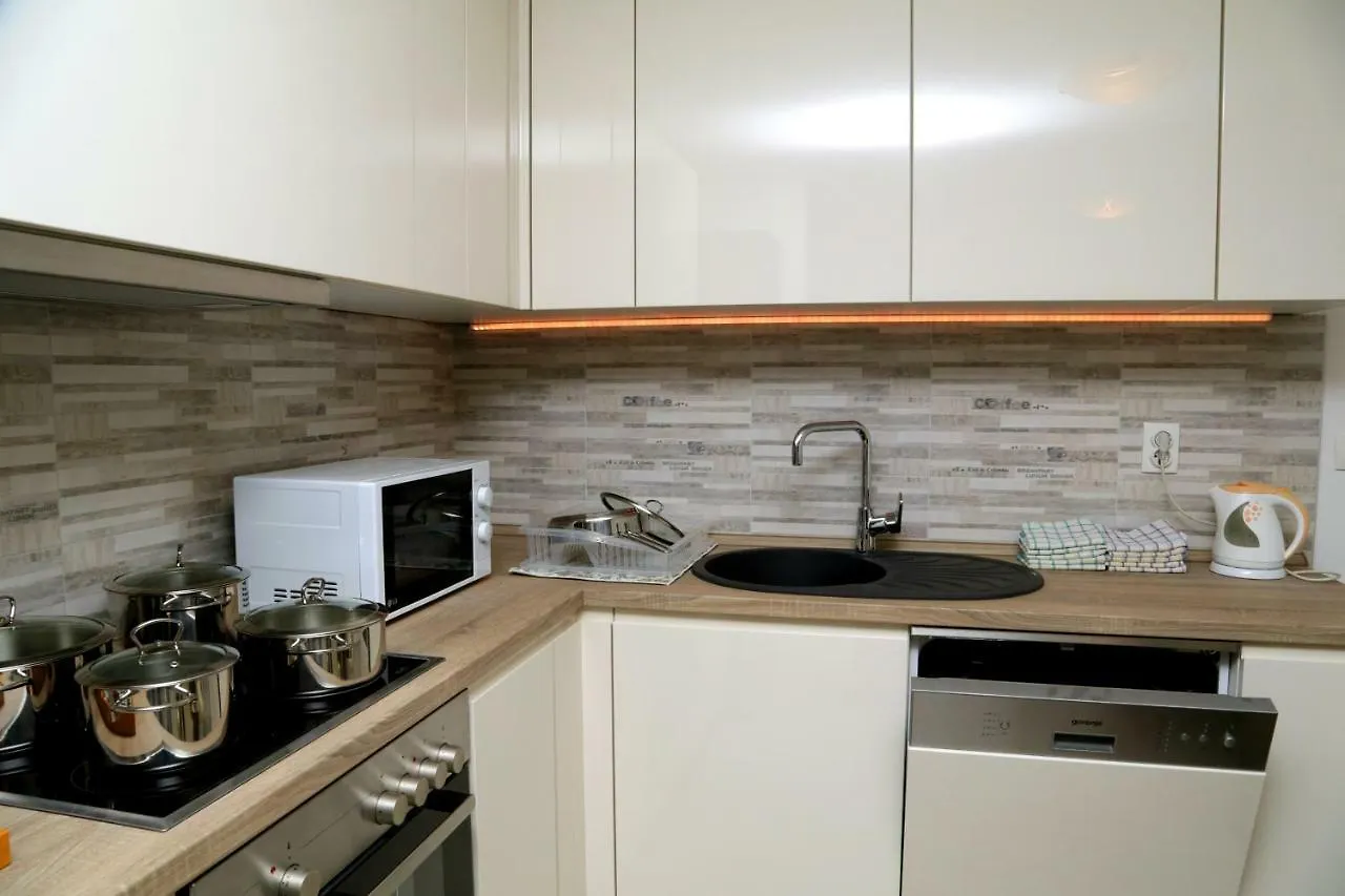 Deluxe Apartment Nika Kastela Croatia